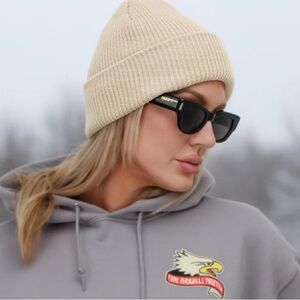 NEW The Barbell Cartell CLASSIC KNIT BEANIE - CREAM